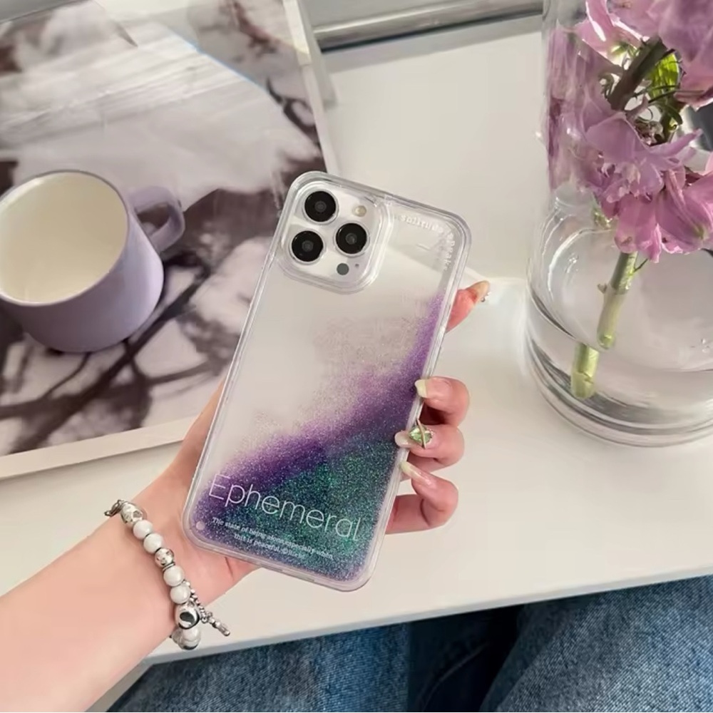 IPHONE 16 PRO LIQUID GLITTER QUICKSAND CASE | NWT